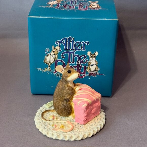 Vintage Mouse Figurine After The Party Mice Munro Anthropomorphic Cake Dessert - Picture 1 of 4